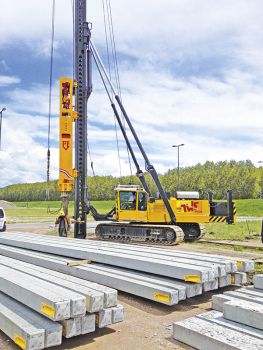 Rammen und Pfahlbohrgeräte